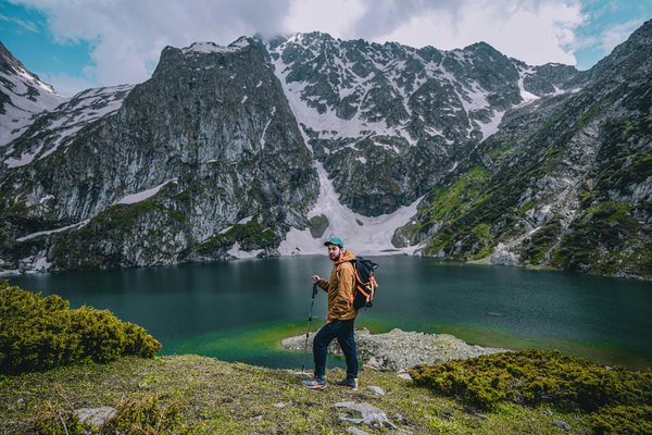 Quels sont les secrets pour une expédition de trekking dans l'Himalaya népalais?